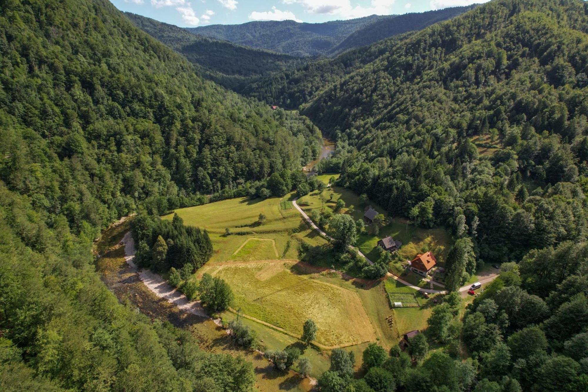 Treehouse Kupari Nacionalni Park Risnjak Cabar Exteriér fotografie